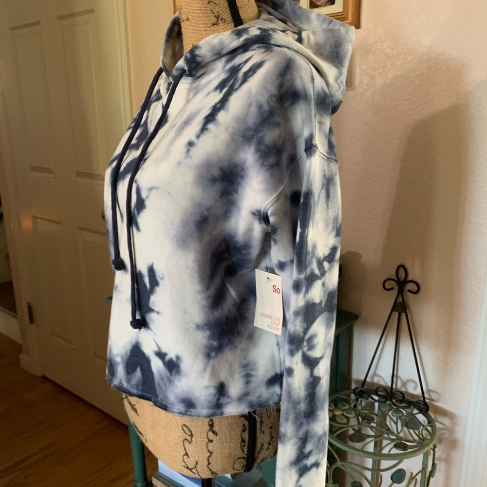 SO Lounge Life Tie Dye Crop Hoodie Size Medium